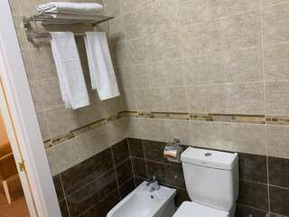 Отель Sahil Park Hotel Баку Номер Делюкс с кроватью размера «king-size»-9