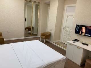 Отель Sahil Park Hotel Баку Номер Делюкс с кроватью размера «king-size»-15